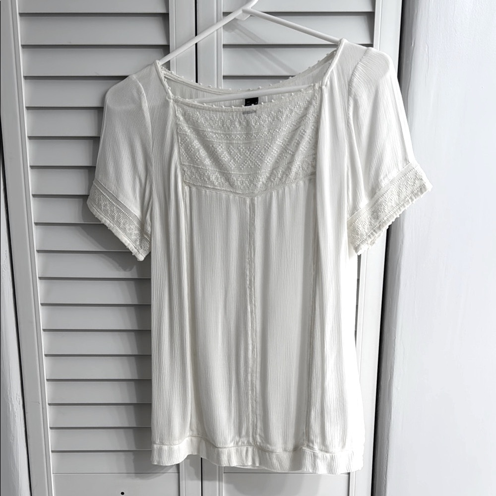 💗Gap white gauzy peasant top